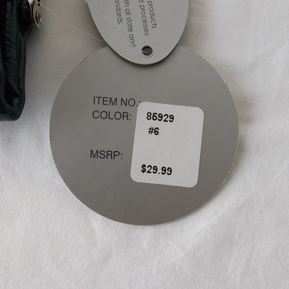 Studio 36 Green Patent Leather Clutch Wallet, New With Tags! - Picture 12 of 12